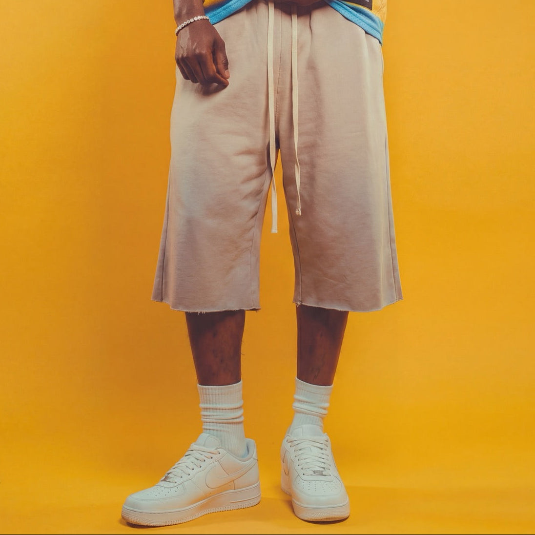 VARSITY SWEATSHORTS